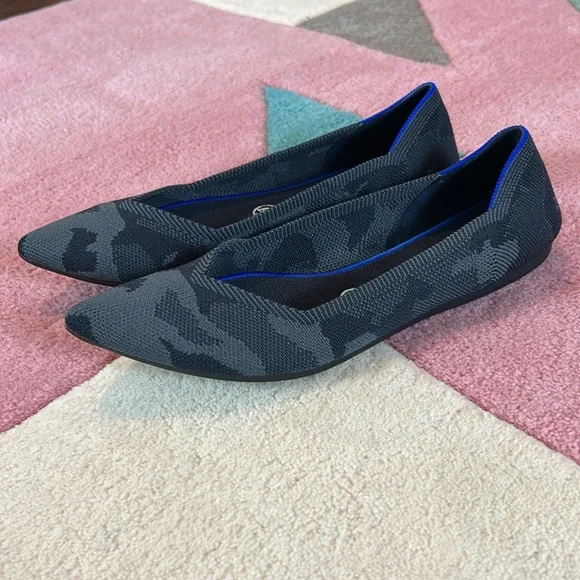 Rothy’s retired The Point Flats Black/Grey Camo - Picture 14 of 17